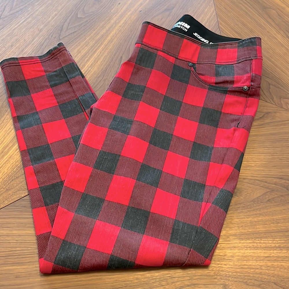 UEC- Luxe Denim L (14-16) Jegging Red & Black Plaid 360° 4 Way Stretch Pants